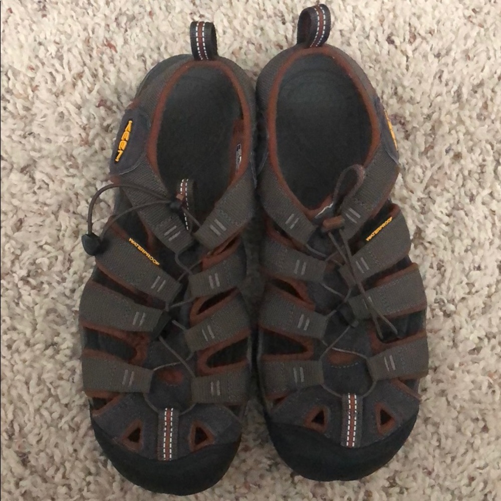 Keen Sandals Women size 9